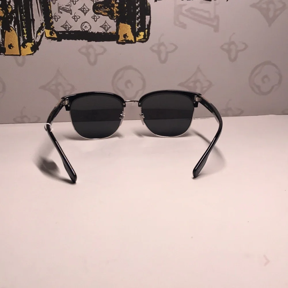New Authentic Burberry BE4317 8351 Sunglasses